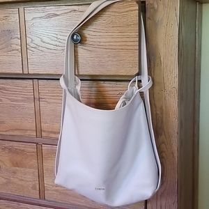 Convertible shoulder bag backpack